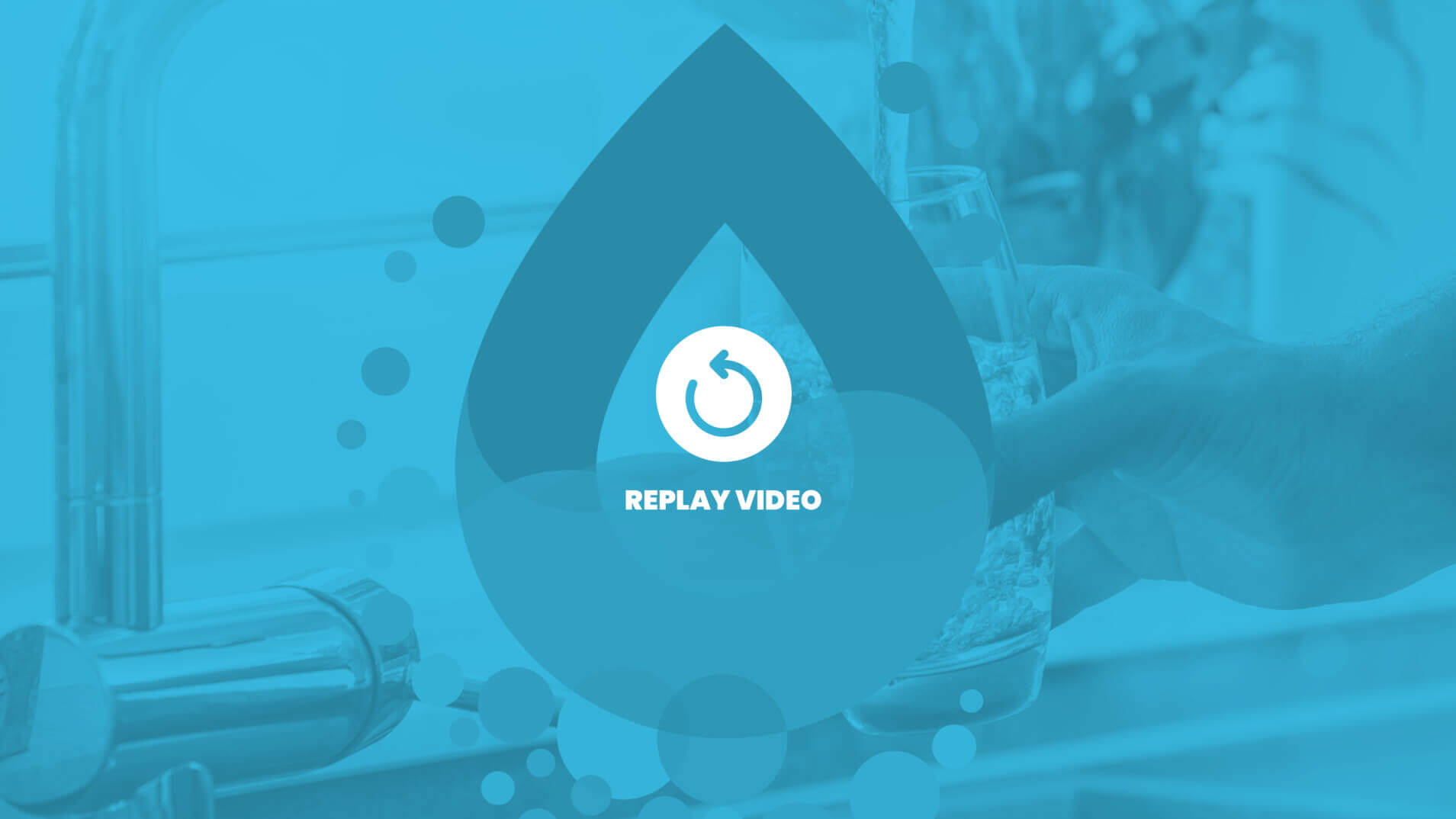 Replay the video button